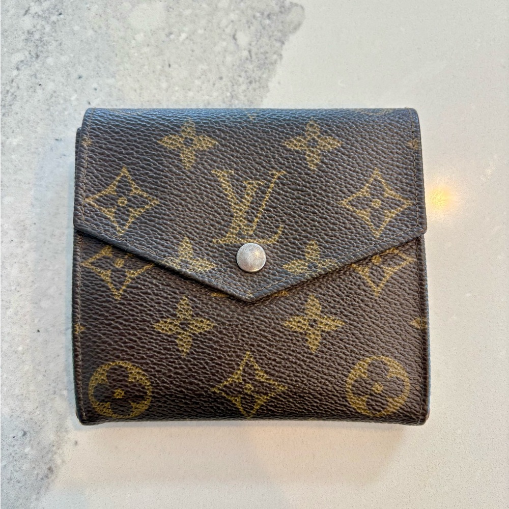 Louis Vuitton M61670 Monogram Wallet with Certificate of Authenticity